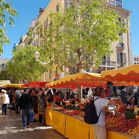 Lovely Toulon